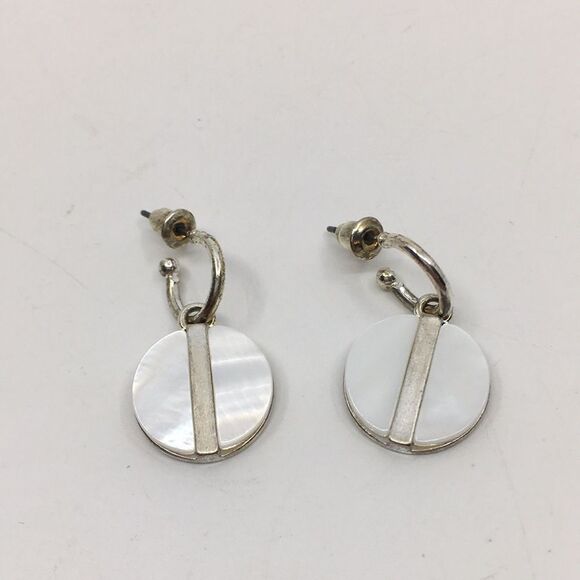 Caracol Silver Tone and White Shell Hoop Earrings - Picture 11 of 13